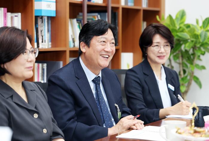 손배찬 파주시장, 국회서 지속가능관광도시 제도화 건의 기사 이미지